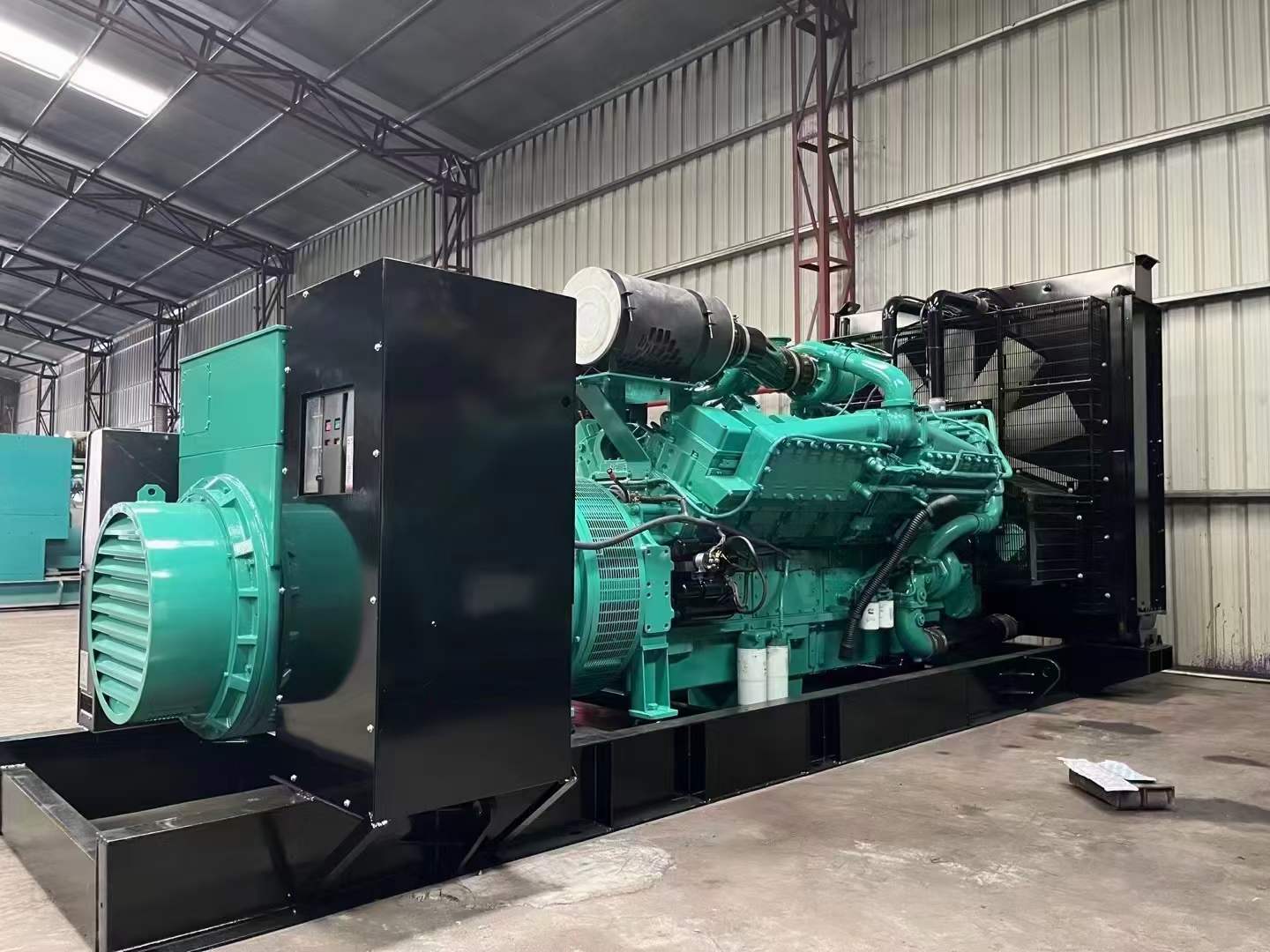 永嘉如何降低 800kW 柴油发电机输出电流的波动?